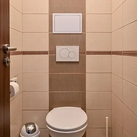 Zurek Konukevi 3*