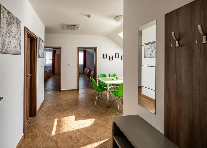 Zurek 3* Velké Bílovice